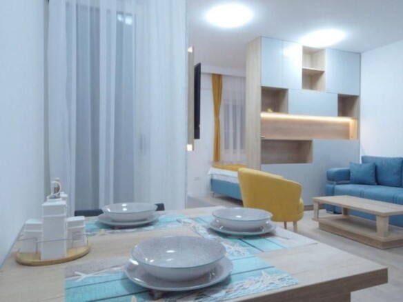 Moderno opremljen studio apartman na atraktivnoj lokaciji, Bečići (NA PERIOD OD 01.10.2026 DO 01.06.2027)