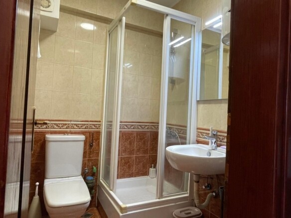 Namješten jednosoban stan u naselju Lazi, Budva
