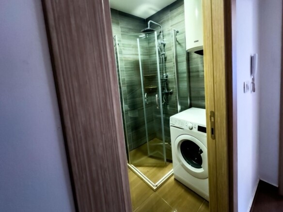 Izdavanje garsonjere u Budvi – na duži vremenski period, dostupan od 15.10.2026