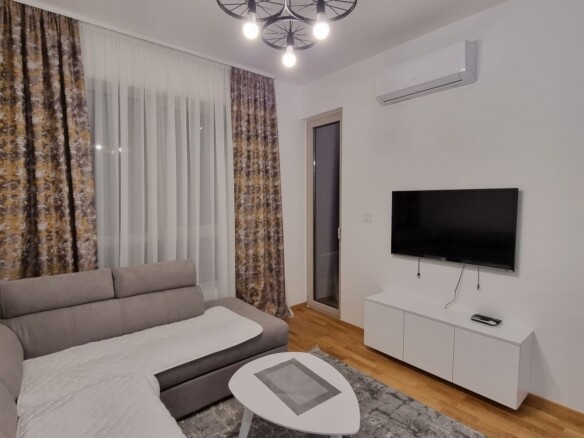 Izdavanje, Bečići-Jednosoban stan 45m2 (NA Duži PERIOD)