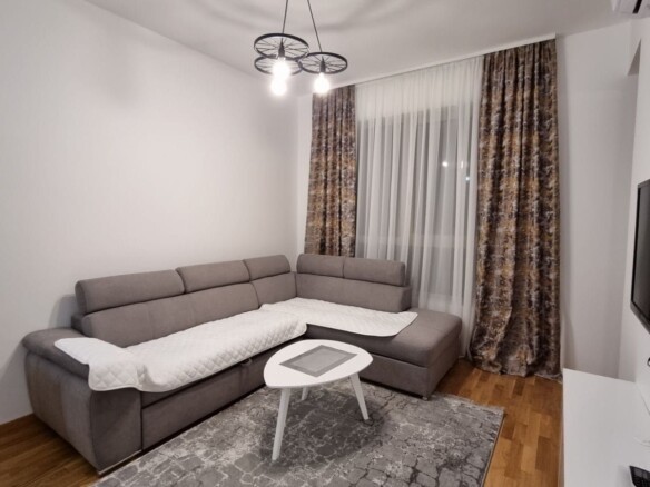 Izdavanje, Bečići-Jednosoban stan 45m2 (NA Duži PERIOD)