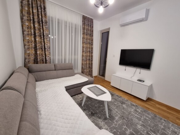 Izdavanje, Bečići-Jednosoban stan 45m2 (NA Duži PERIOD)