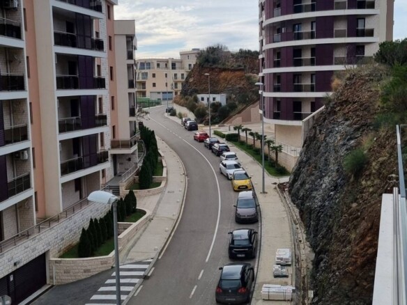 Izdavanje, Bečići-Jednosoban stan 45m2 (NA Duži PERIOD)