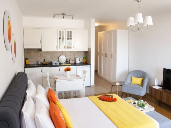 Izdavanje Studio apartmana sa pogledom na more, Anatolia, Bečići (na duži period)