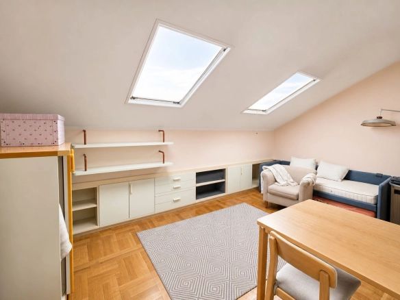 Prodaja luksuznog četvorosobnog namještenog duplex stana 281 m² sa četiri terase – Preko Morače, Podgorica | Moguća kompenzacija za manje stanove u Budvi ili Podgorici