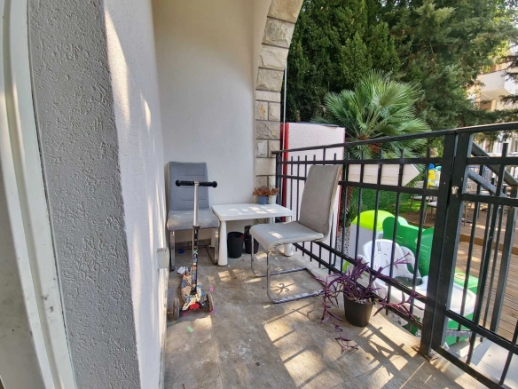 Izdavanje poslovnog prostora 40 m² – Budva, Podkošljun (IZDAVANJE NA Duži PERIOD)