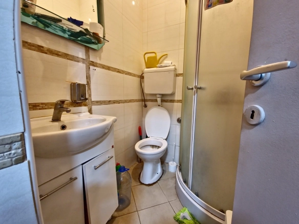 Izdavanje poslovnog prostora 40 m² – Budva, Podkošljun (IZDAVANJE NA Duži PERIOD)