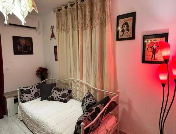 Dvosoban stan sa pogledom na more – Kumbor, 250 m od mora (Na period od 01.10.2026 –01.06.2027)