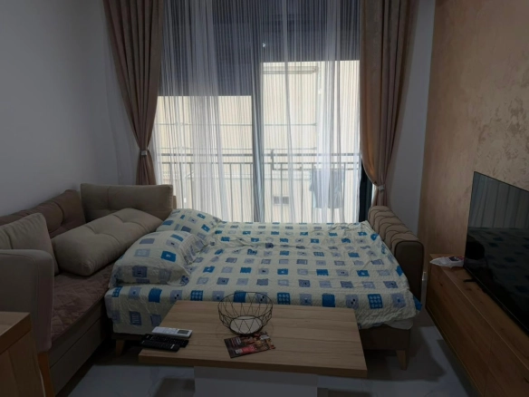 Moderno opremljen studio apartman 28m2-Bečići (Izdavanje na period do 01.06.2027)