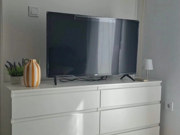 Izdavanje jednosobnog stana 33 m² – Rozino, Budva | Dugoročno izdavanje
