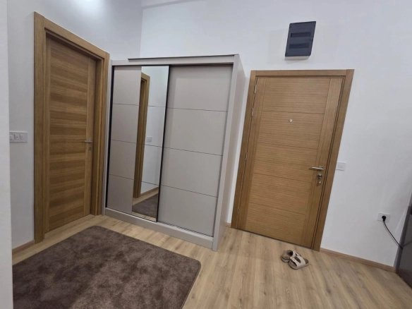 Izdavanje luksuznog dvosobnog penthouse stana 70 m²  sa velikom terasom – The Old Bakery, Budva  (izdavanje na duži period)