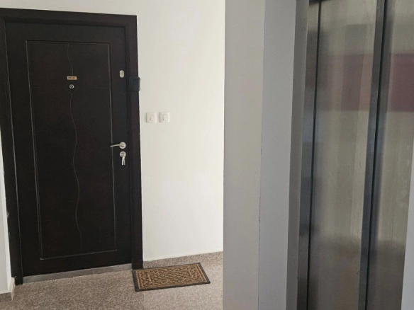 Izdavanje jednosobnog stana 40 m² sa garažnim mjestom – Bečići (na period do 01.07.2027.)