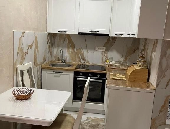 Dvosoban stan 50m2 u Budvi (IZDAVANJE NA Duži PERIOD)