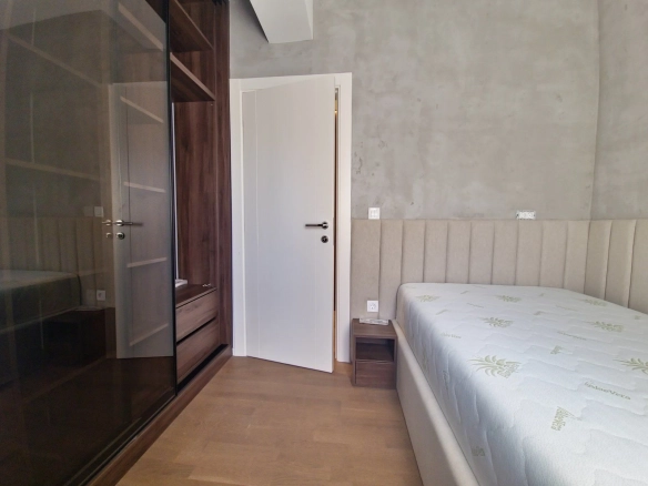 Dvosoban moderno opremljen stan 65m2 – Dubovica, Budva (na period do 01.06.2027)