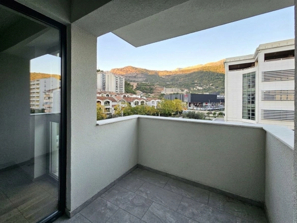 Prodaja jednosobnog stana 43m² u novogradnji-Rozino, Budva