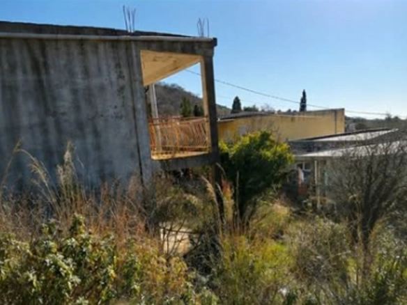 Kuća 82 m² sa pogledom na more i planine – Sutomore, Bar