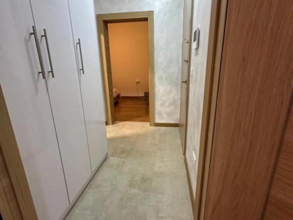 Jednosoban stan 46 m² sa garažom i terasom od 88 m² – Kavač, Kotor