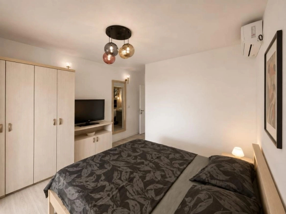 Dvosoban stan 99 m² sa velikom terasom – Petrovac, Budva