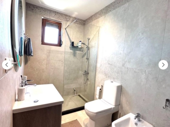 Kuća 165 m² sa dvije etaže i placom 339 m² – Bjeliši, Bar