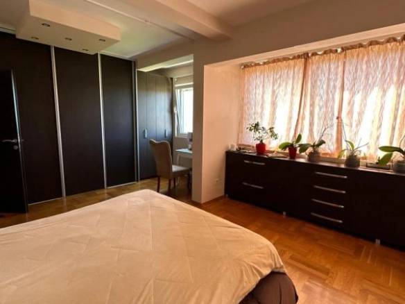 Trosoban stan 91 m² sa pogledom na more i planine – Kavač, Kotor