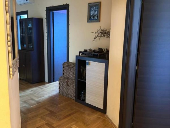 Trosoban stan 91 m² sa pogledom na more i planine – Kavač, Kotor