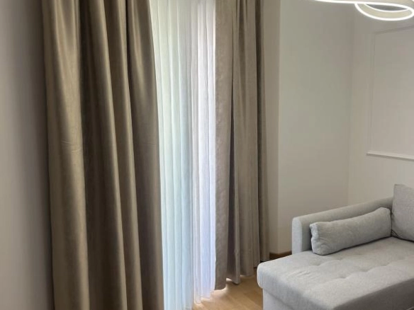 Jednosoban stan 41 m² sa terasom i pogledom na more – Bečići, Budva