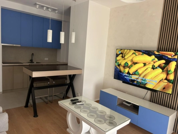 Jednosoban stan 41 m² sa terasom i pogledom na more – Bečići, Budva