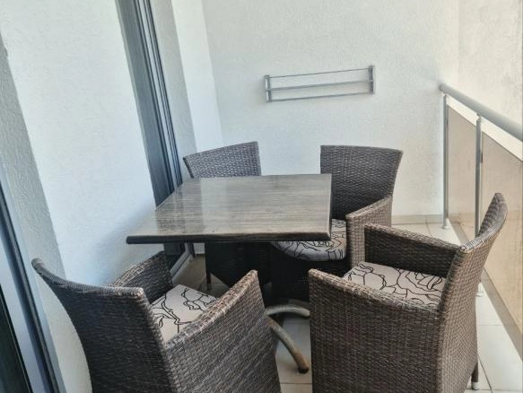 Garsonjera 34 m² sa pogledom na more – Pržno, Budva