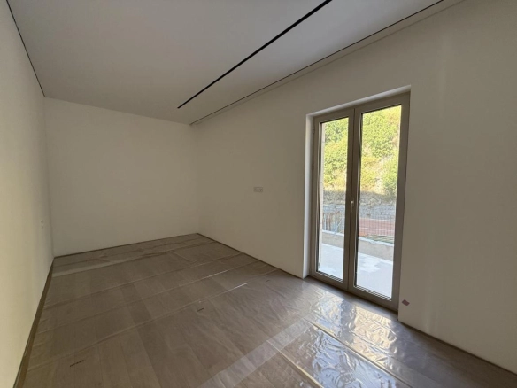 Dvosoban stan 92 m² sa terasom i pogledom na more – Pržno, Budva
