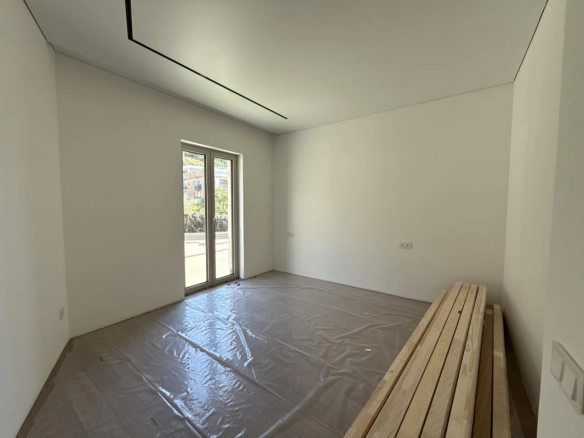 Dvosoban stan 92 m² sa terasom i pogledom na more – Pržno, Budva