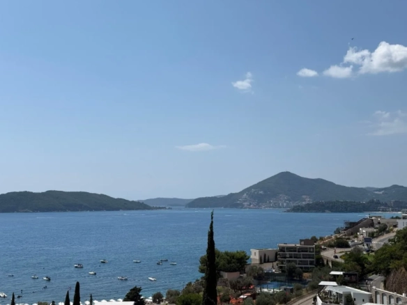 Dvosoban stan 92 m² sa terasom i pogledom na more – Pržno, Budva
