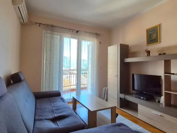 Dvosoban stan 50 m² sa terasom i pogledom na more – Babin Do, Budva