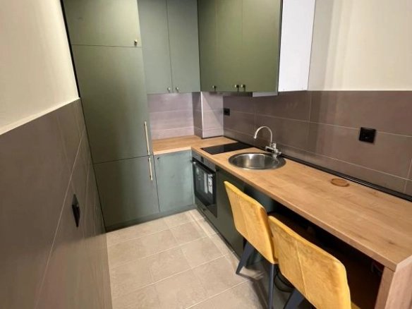 Garsonjera 30 m² u novogradnji sa terasom i pogledom na grad – Zabjelo, Podgorica