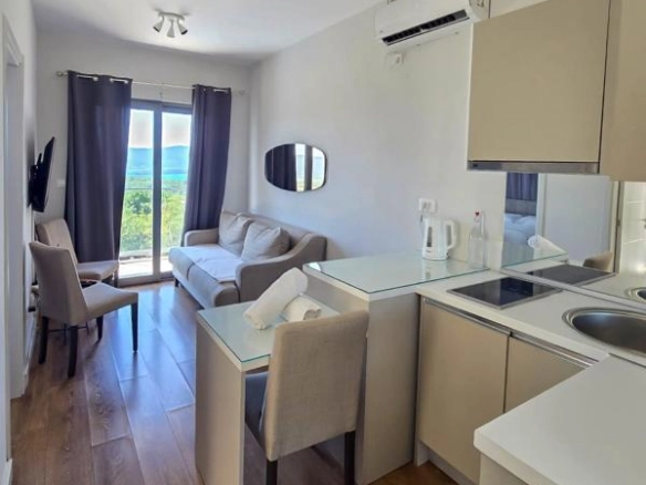 Dvosoban stan 41 m² sa pogledom na more – Kavač, Kotor