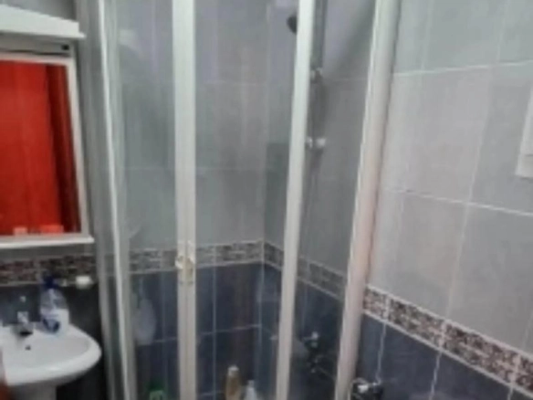 Izdavanje: Jednosoban stan 55 m² u zgradi bez lifta – Podmaine, Budva