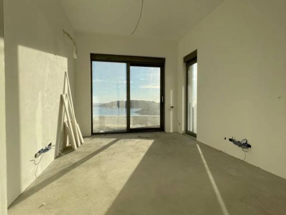 Dvosoban stan 98 m² sa pogledom na more u kompleksu Montesa Hill – Bečići, Budva