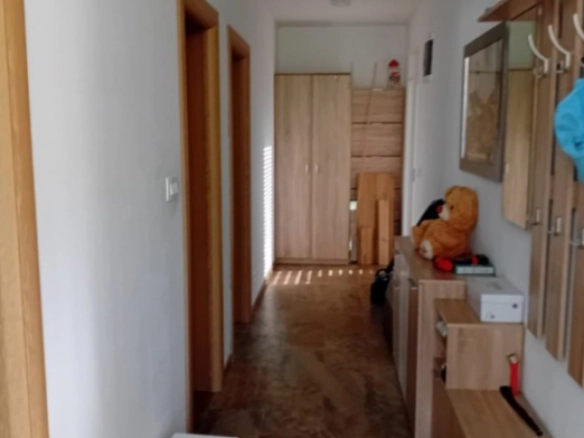 Kuća 91 m² na placu od 1616 m² blizu Skadarskog jezera – Golubovci, Podgorica
