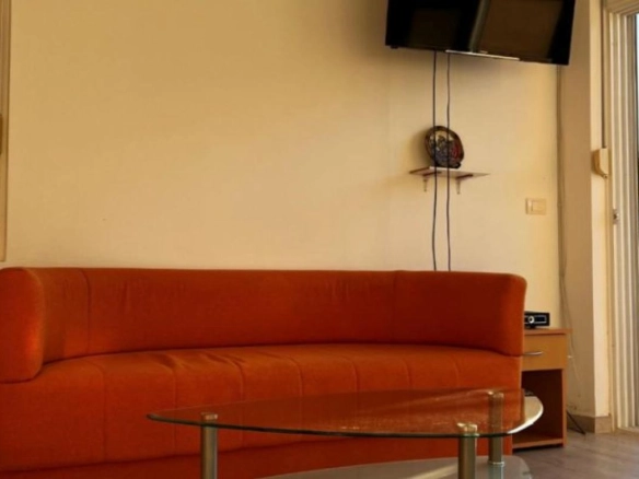 Kuća 148 m² na prvoj liniji do mora sa bazenom – Lepetane, Tivat