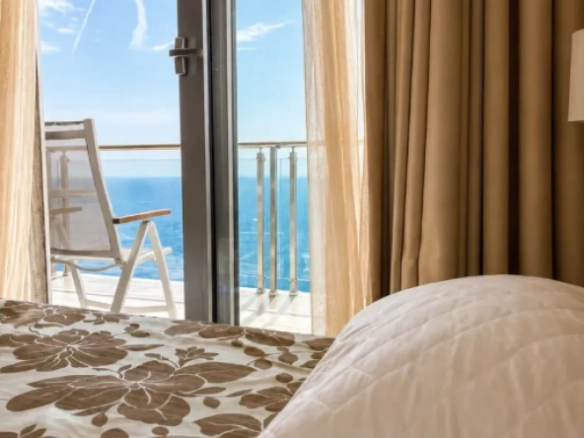 Dvosoban stan 70 m² sa panoramskim pogledom na more – Komoševina, Budva