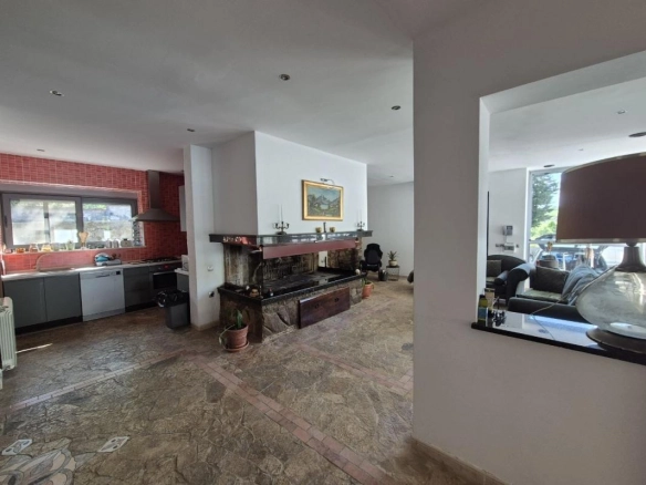 Kuća 222 m² u mirnom okruženju na zatvorenom posjedu – Utjeha, Bar