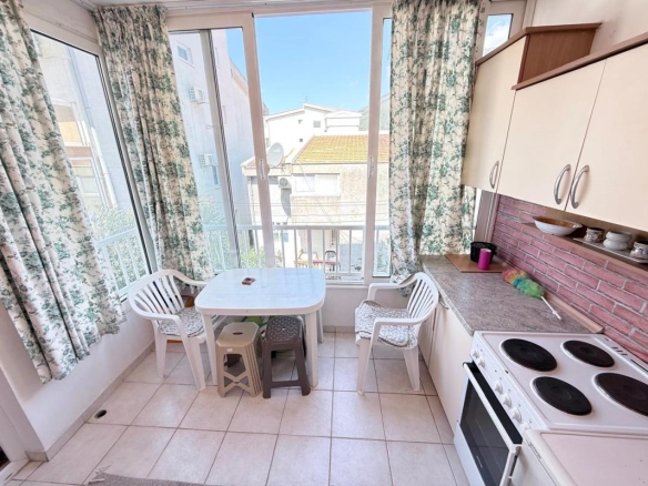 Jednosoban stan 67 m² na 3. spratu, blizu plaže – Ilino, Bar