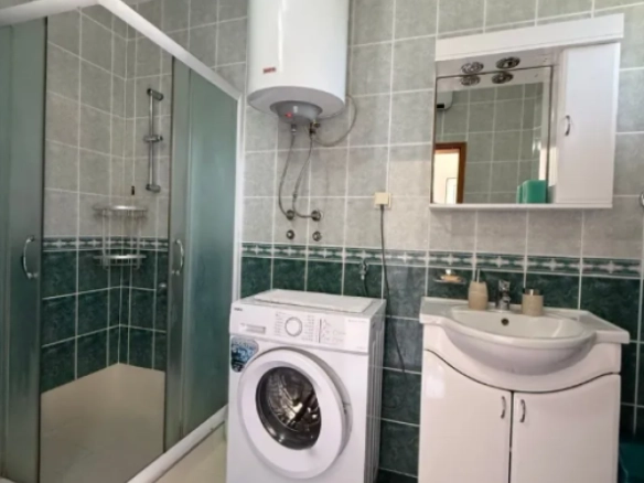 Dvosoban stan 80 m² sa terasom i pogledom na more – Đuraševići, Tivat