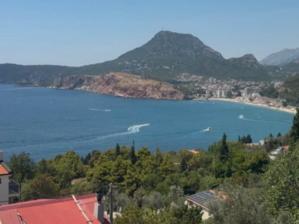 Kuća 350 m² za renovaciju sa panoramskim pogledom – Ratac, Bar