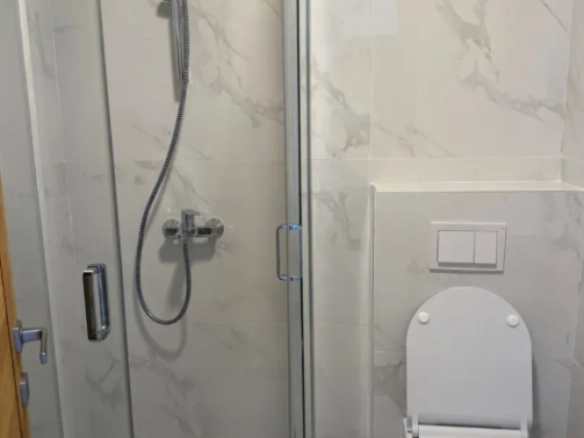 Jednosoban stan 42 m² sa pogledom na more – Podkošljun, Budva