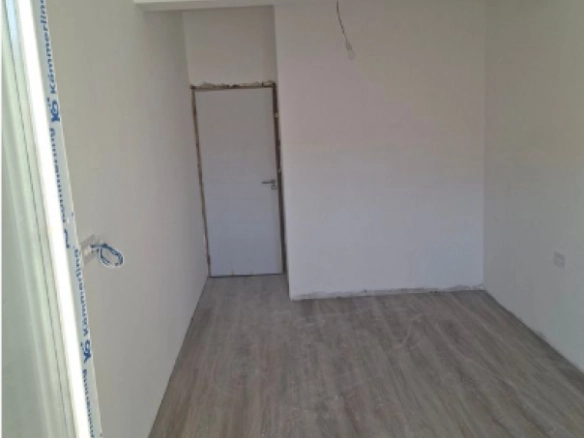 Jednosoban stan 56 m² u novogradnji sa pogledom na planinu – Lazi, Budva