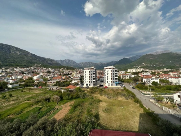 Dvosoban stan 57 m² sa pogledom na more – Ilino, Bar