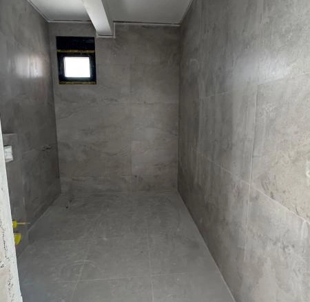 Kuća 280 m² sa bazenom na placu od 420 m² – Polje, Bar