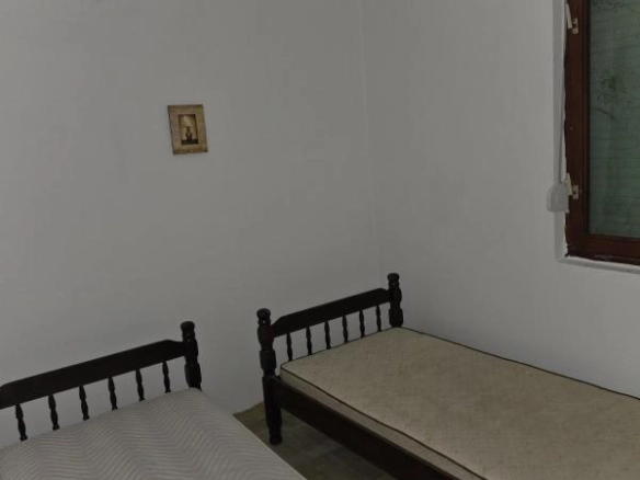 Polovina kuće 44 m² sa placom od 103 m² – Šušanj, Bar