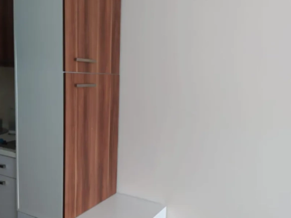 Garsonjera 26 m² na prvom spratu, potpuno namještena – centar Budve
