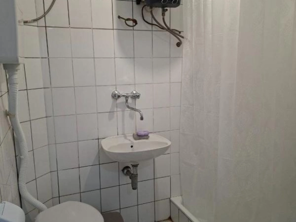Kuća 84 m² na dva sprata sa voćnim vrtom – Sušćepan, Herceg Novi
